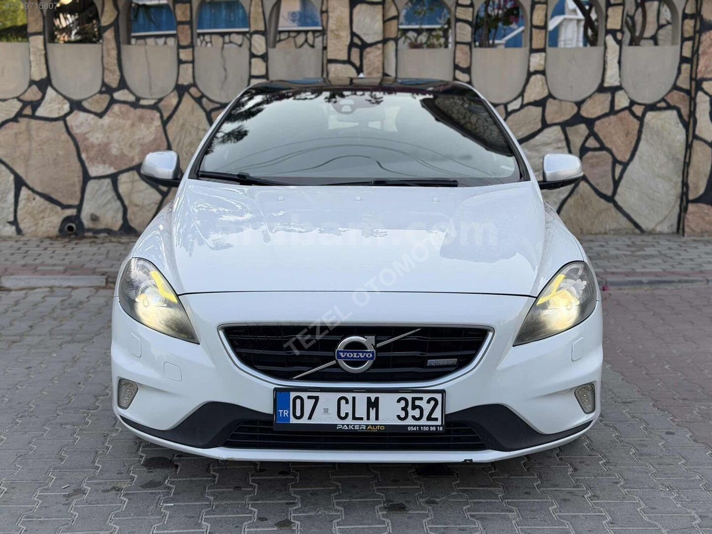Galeriden Volvo V40 1.6 D R-Design 2014 Model Antalya 197.800 km Beyaz 2