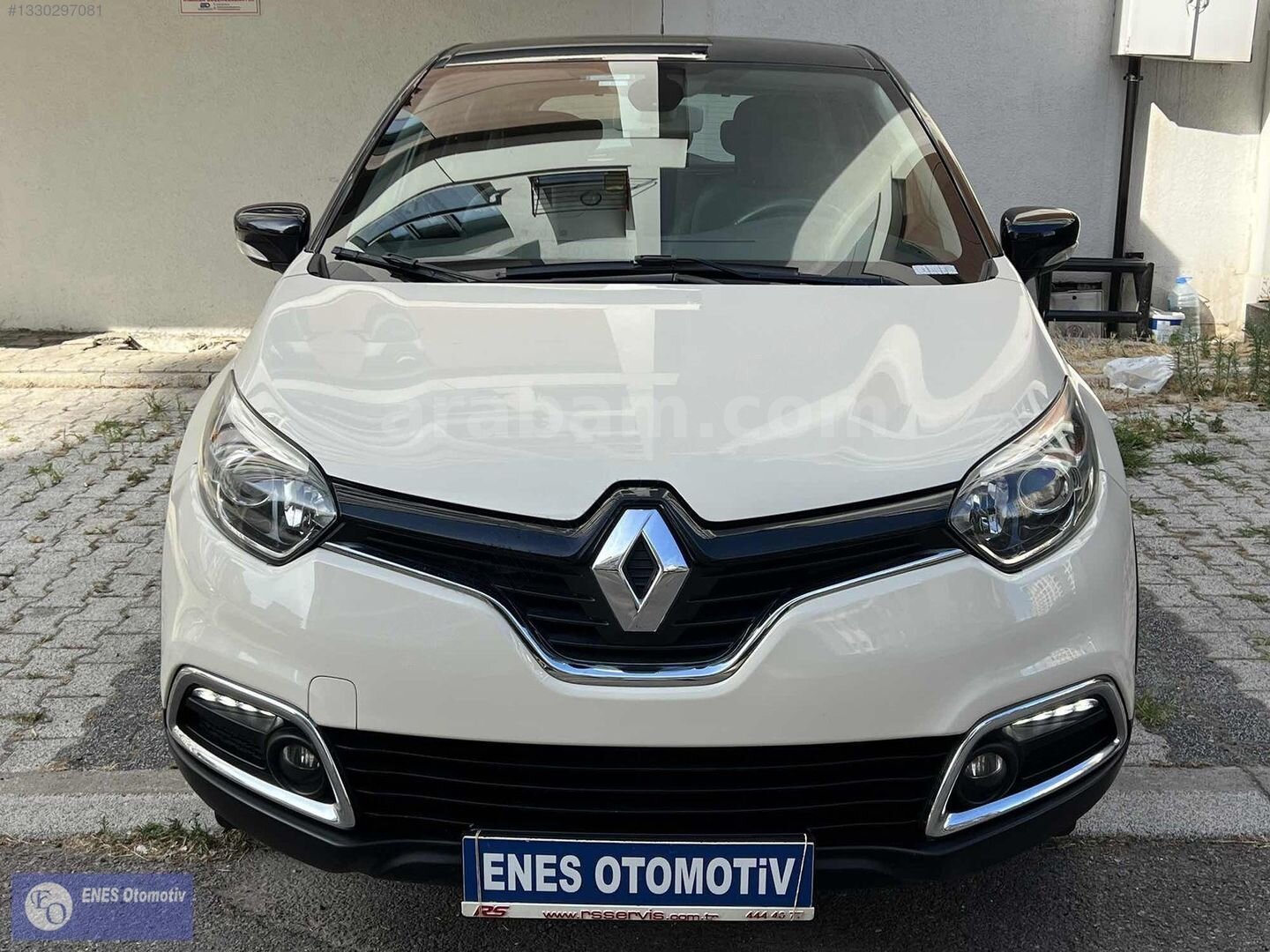 Galeriden Renault Captur 0.9 Icon 2013 Model İstanbul 50.000 km Bej 3