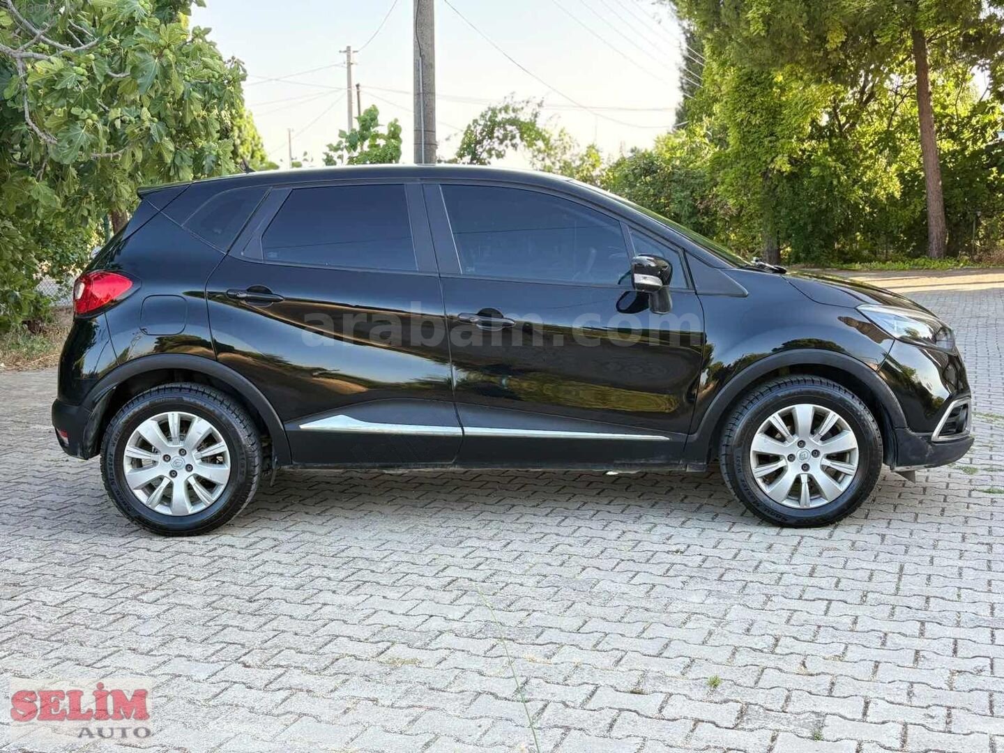 Galeriden Renault Captur 0.9 Touch 2013 Model İzmir 110.000 km Siyah 5
