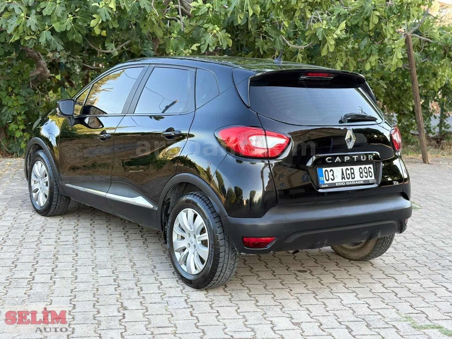 Galeriden Renault Captur 0.9 Touch 2013 Model İzmir 110.000 km Siyah 7