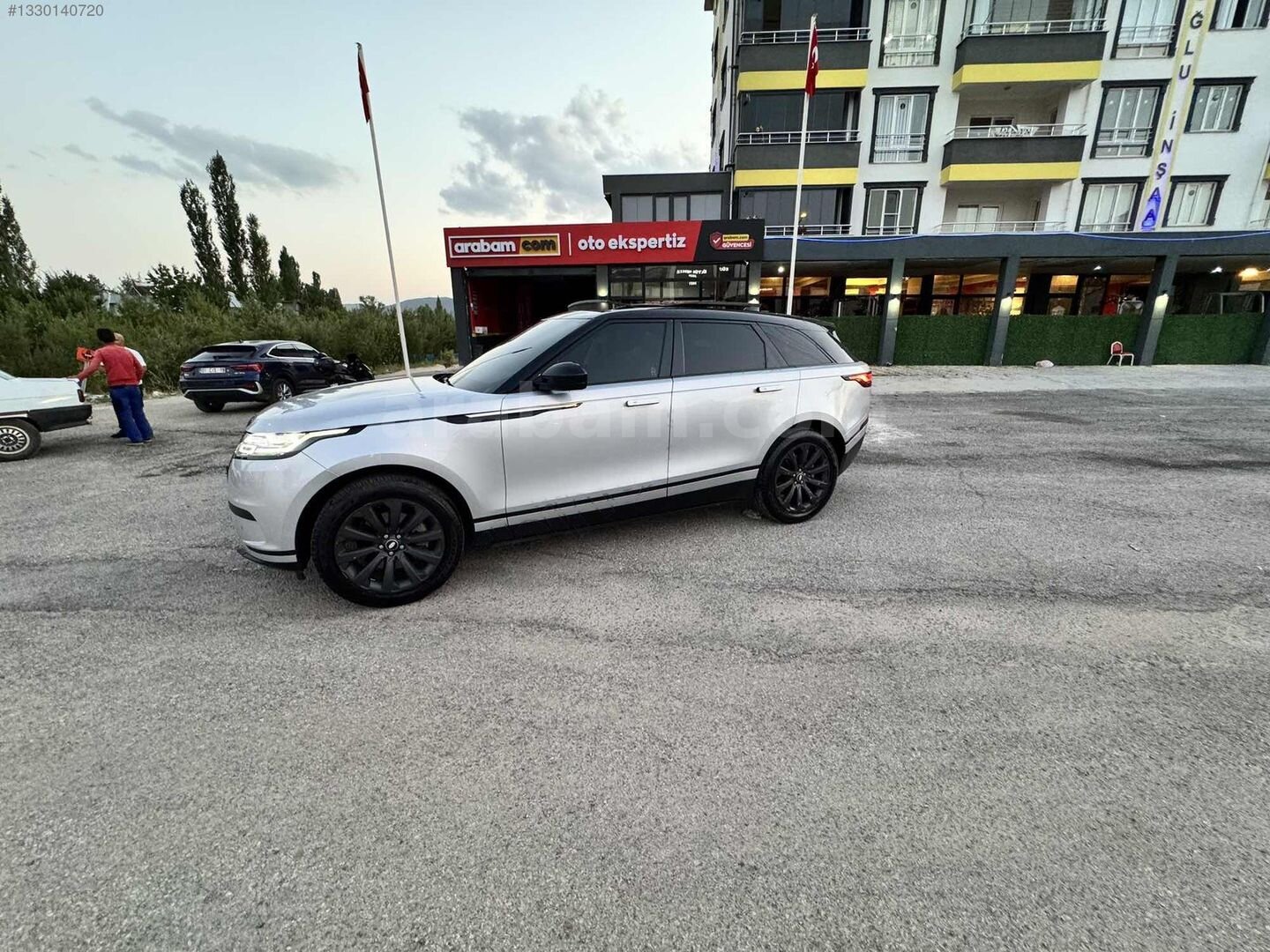 Galeriden Land Rover Range Velar 2.0 TD4 R-Dynamic SE 2022 Model Kahramanmaraş 89.000 km Gri 7
