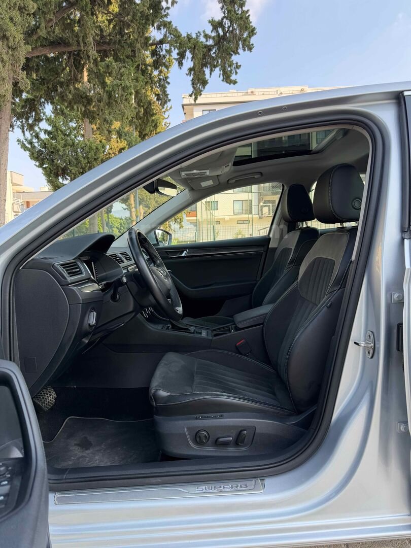 Galeriden Skoda SuperB 1.5 TSI Prestige 2023 Model Hatay 156.000 km Gri 7