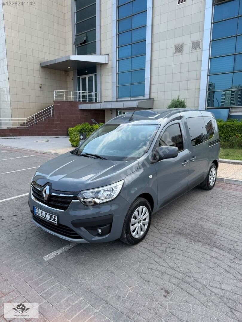 Galeriden Renault Express Combi 1.5 BlueDCI Joy 2022 Model Mersin 246.000 km Gri 7