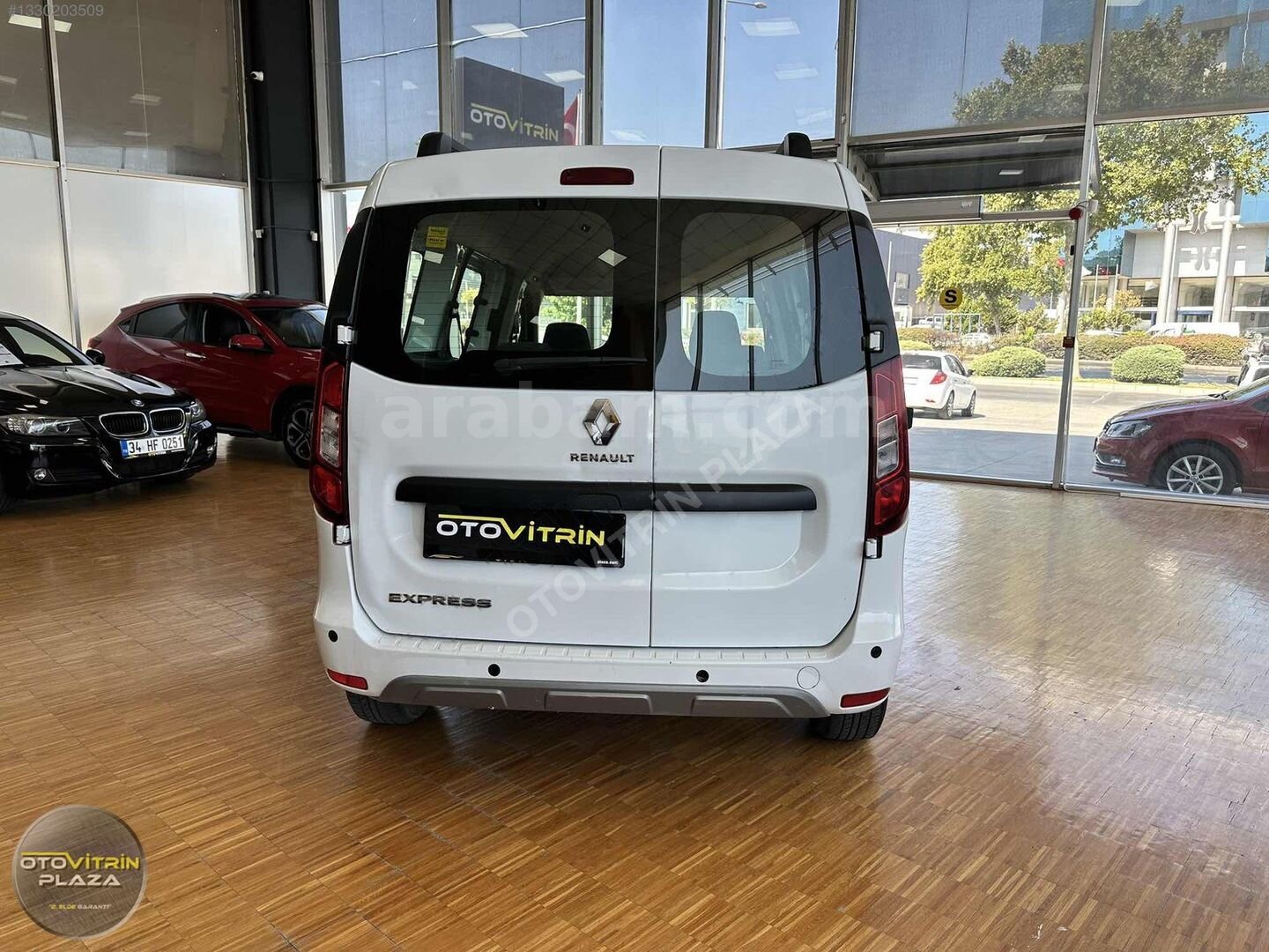 Galeriden Renault Express Combi 1.5 BlueDCI Touch 2021 Model İzmir 172.000 km Beyaz 5