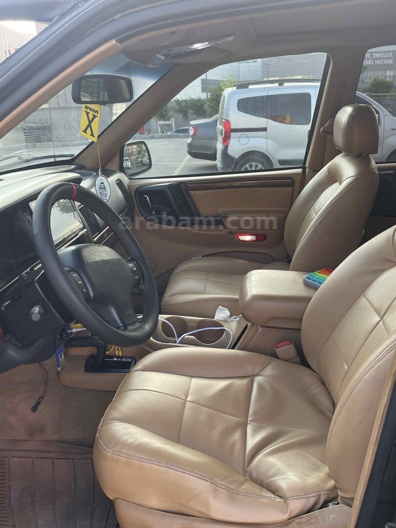 Sahibinden Jeep Grand Cherokee 5.2 Limited 1997 Model Kütahya 392.000 km Yeşil (metalik) 7