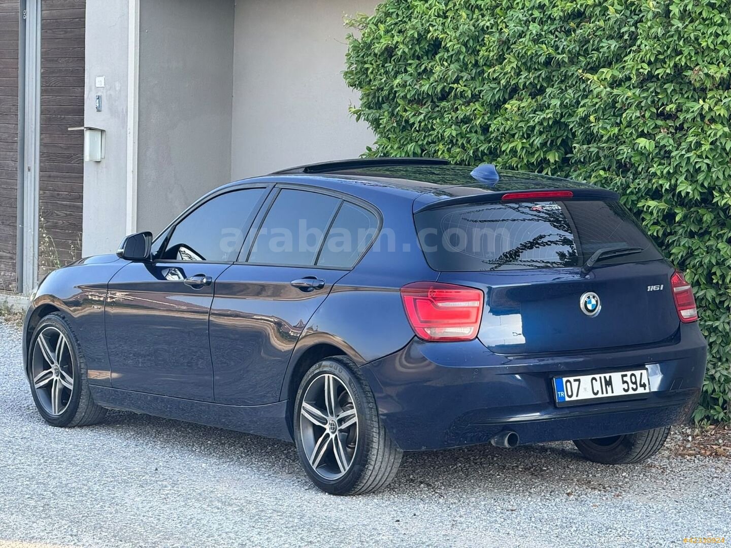 Galeriden BMW 1 Serisi 116i Sport Line 2012 Model Antalya 205.000 km Lacivert 5