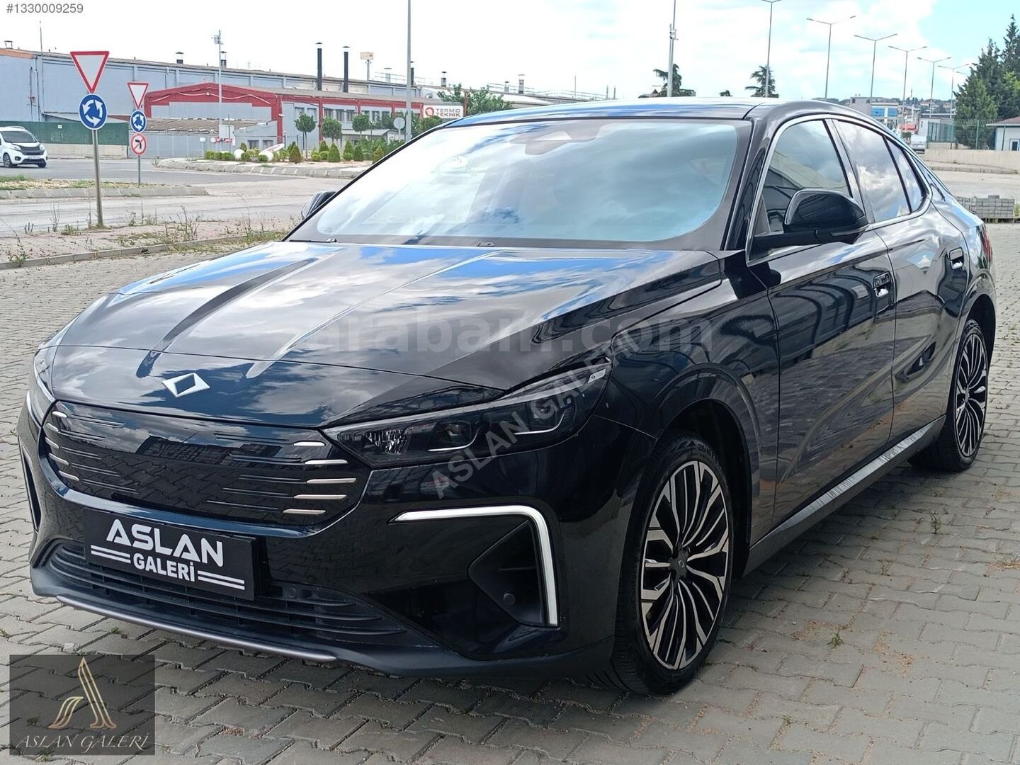 Galeriden TOGG T10F V2 Uzun Menzil 2025 Model Tekirdağ 17.500 km Siyah 3