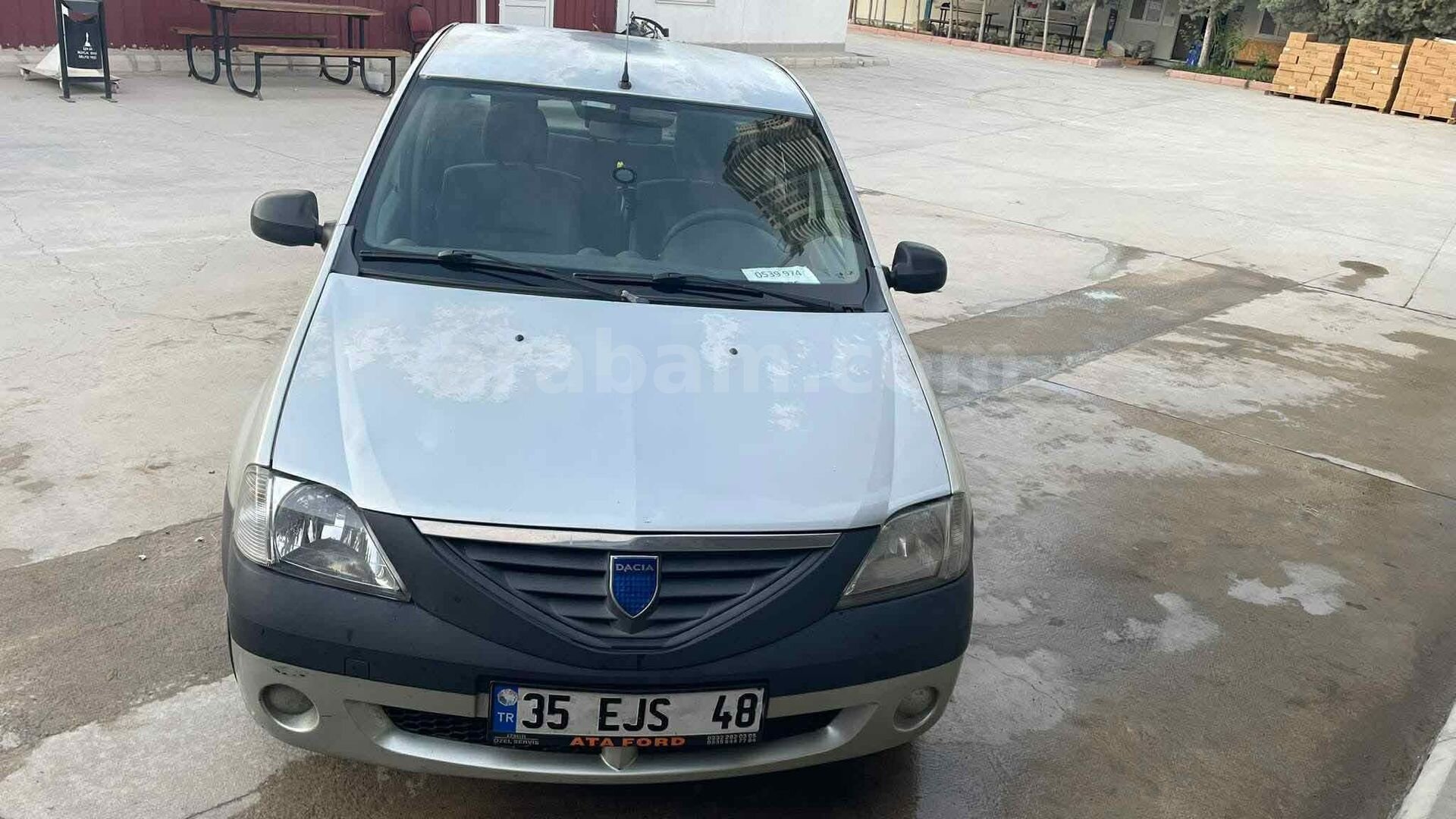 Sahibinden Dacia Logan 1.4 Ambiance 2006 Model İzmir 330.685 km Gri (Gümüş) 1