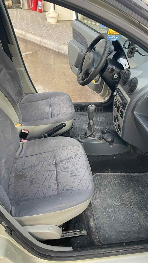 Sahibinden Dacia Logan 1.4 Ambiance 2006 Model İzmir 330.685 km Gri (Gümüş) 3