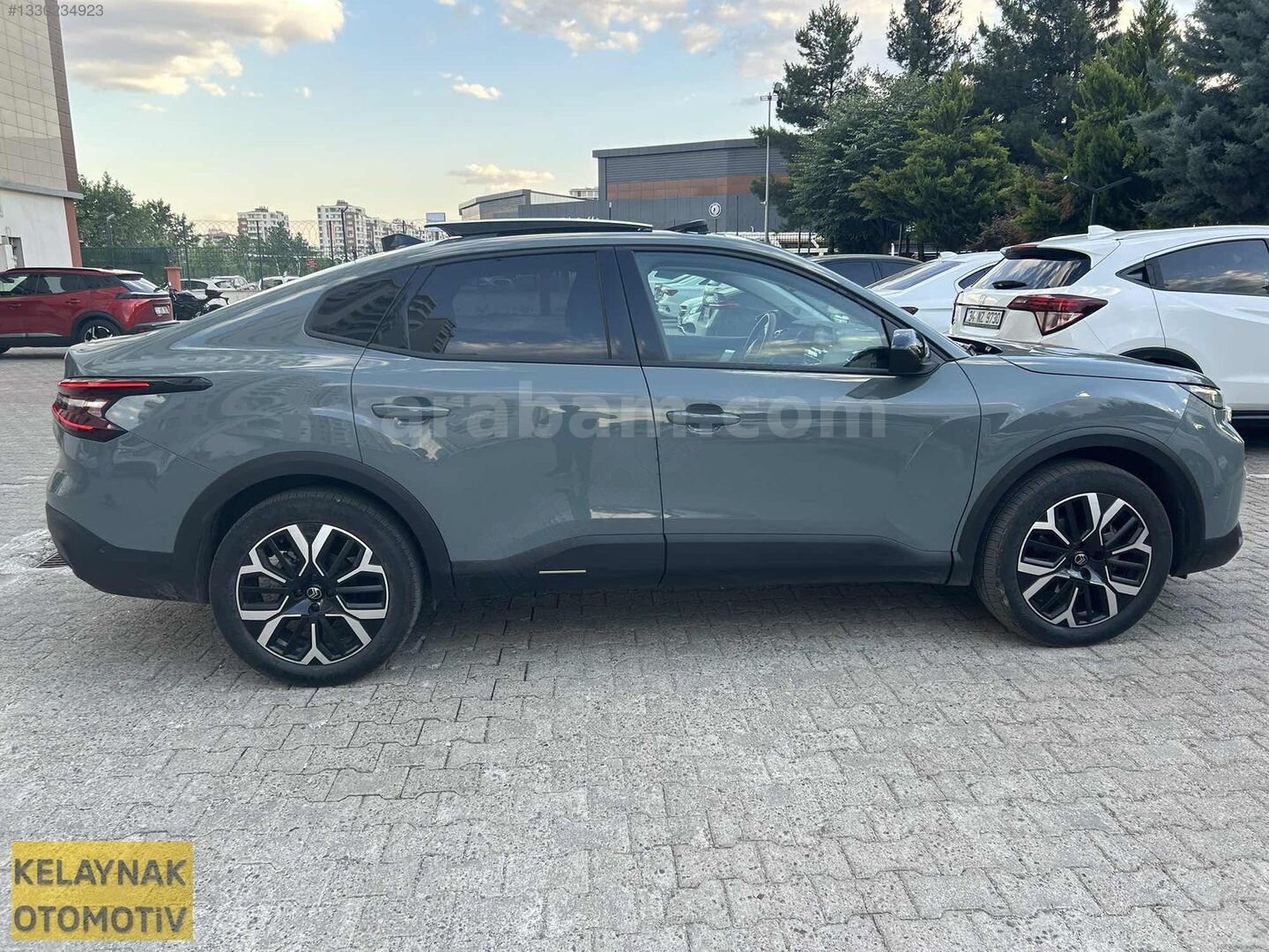 Galeriden Citroen C4 X 1.2 PureTech Max 2025 Model Diyarbakır 20.000 km Yeşil 7