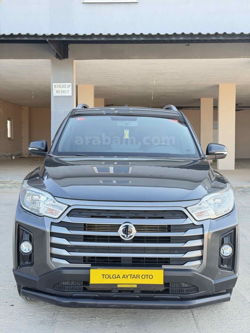 Galeriden KGM SsangYong Musso Grand 2.2 D Platinum Plus 2023 Model Antalya 35.000 km Gri 1