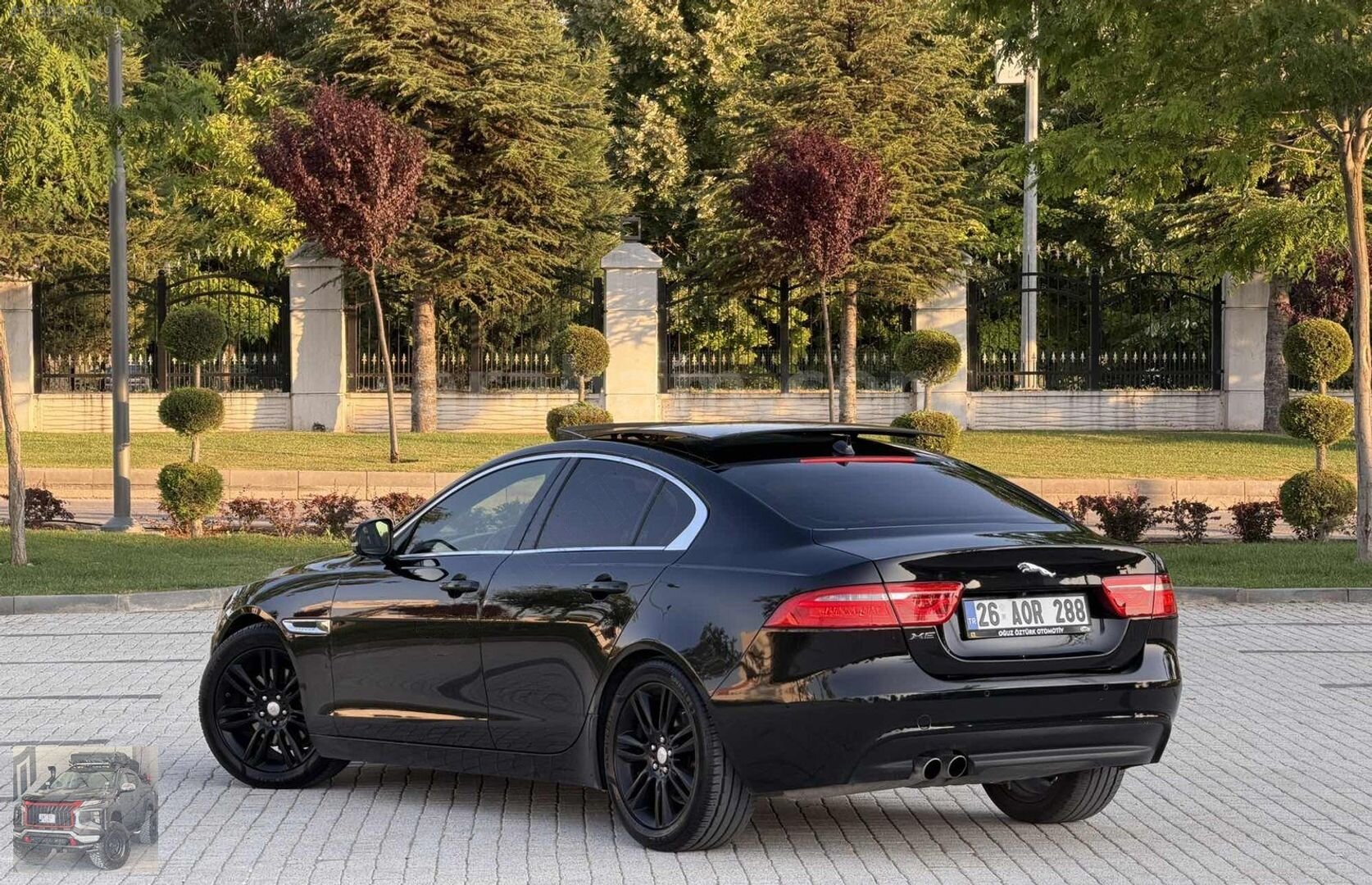 Galeriden Jaguar XE 2.0 Prestige 2015 Model Eskişehir 255.000 km Siyah 7