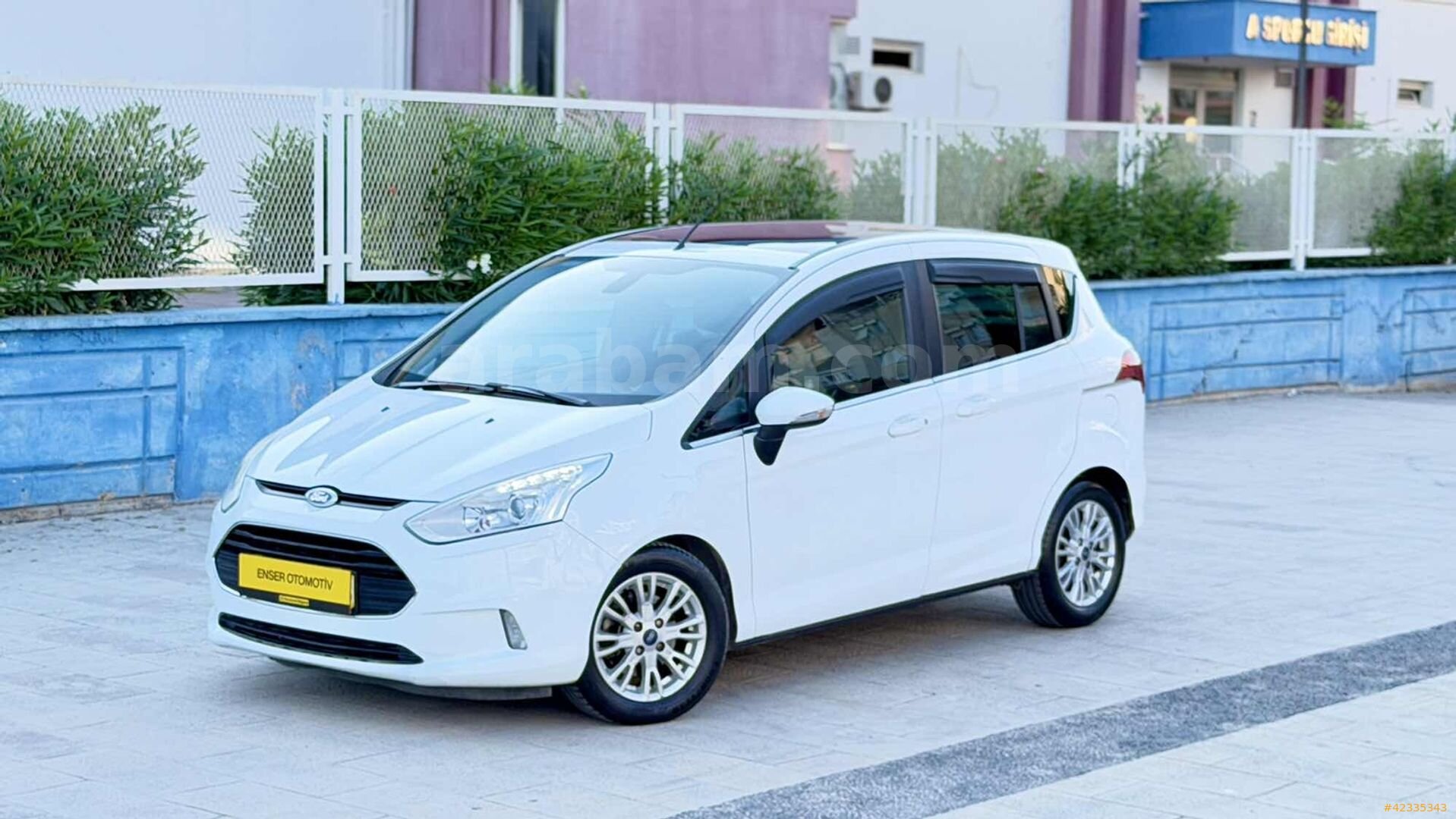 Galeriden Ford B-Max 1.6 TDCi Titanium 2014 Model Antalya 170.000 km Beyaz 7