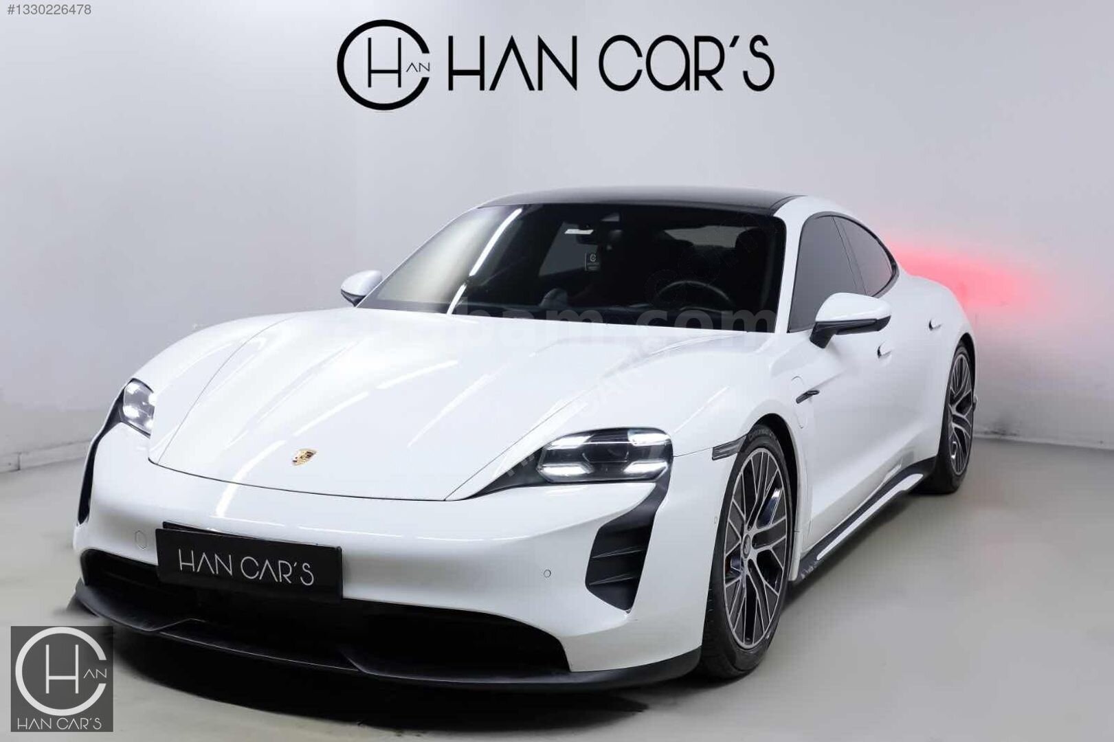 Galeriden Porsche Taycan Elektrik 4S Performance Plus 2020 Model İstanbul 78.000 km Beyaz 5
