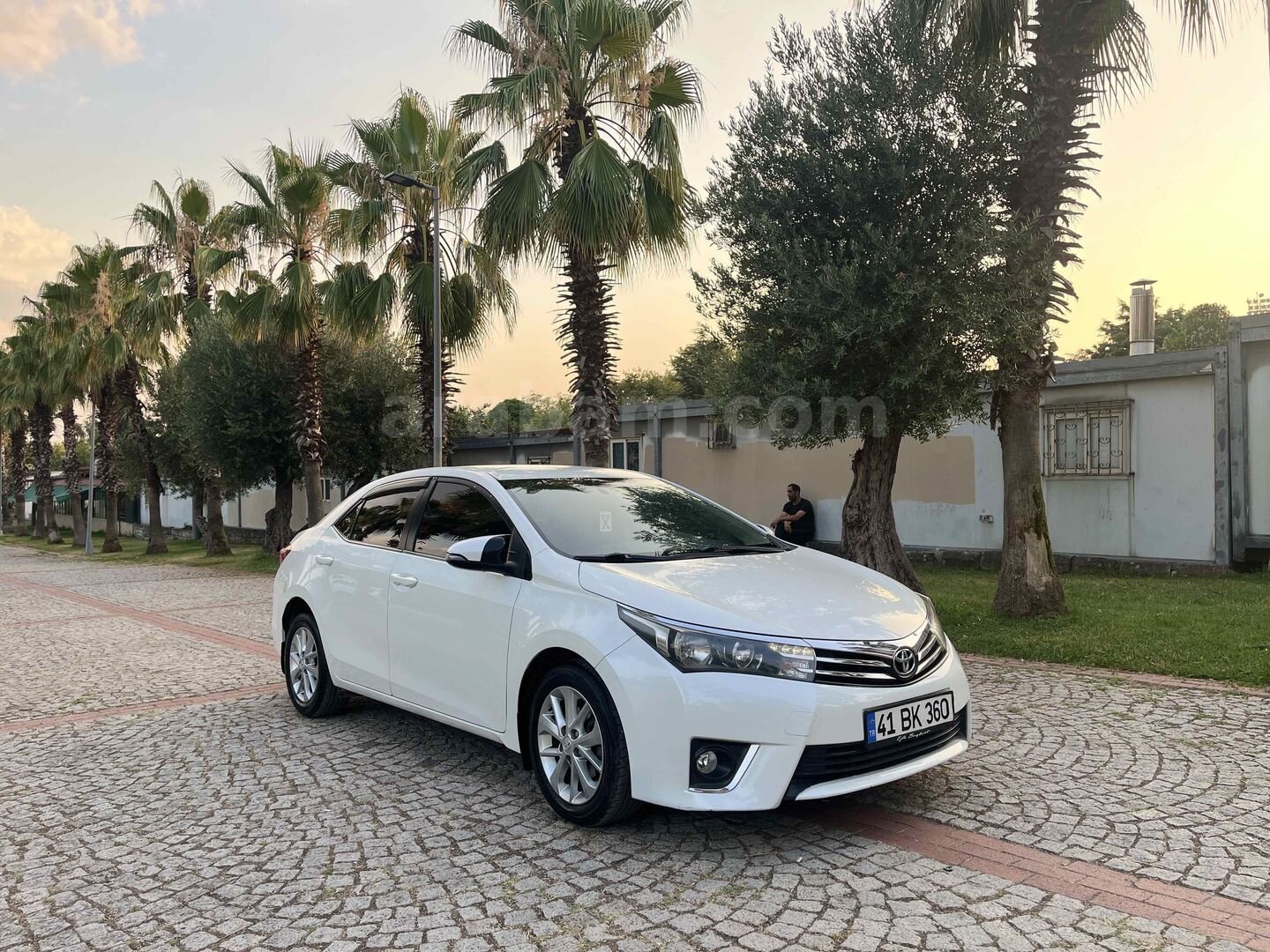 Sahibinden Toyota Corolla 1.4 D-4D Advance 2015 Model Kocaeli 142.000 km Beyaz 7