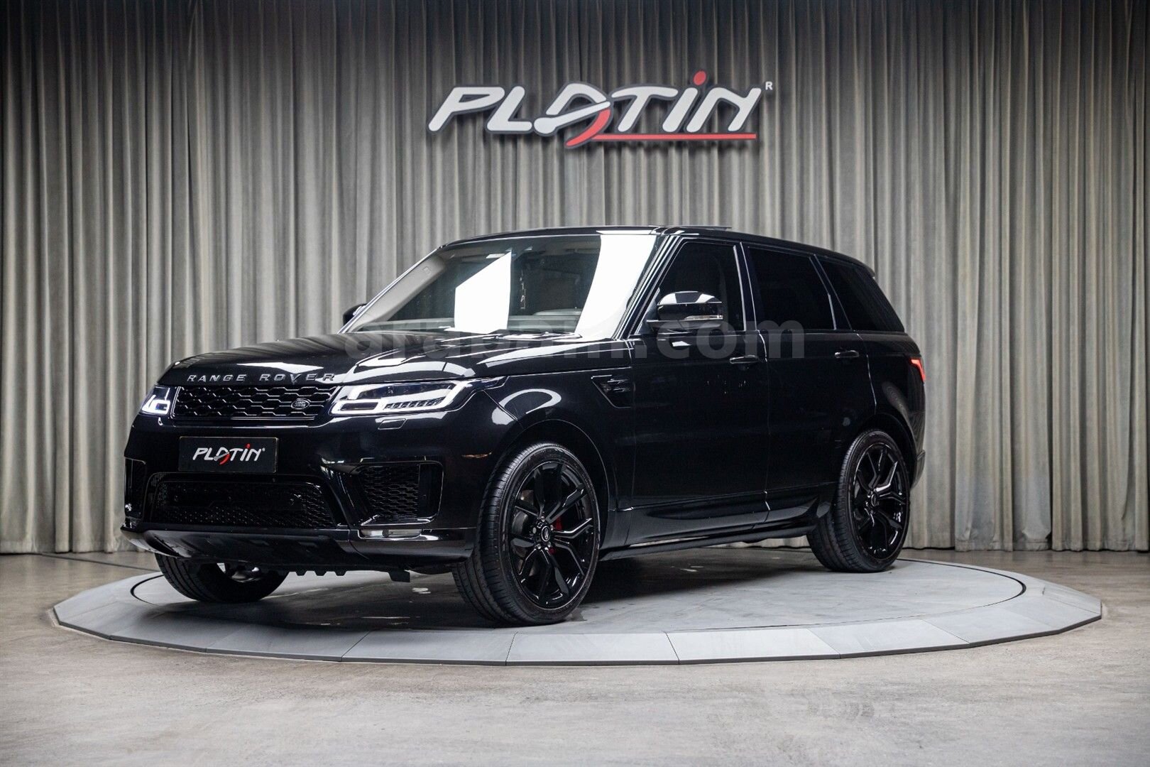Galeriden Land Rover Range Sport 2.0 SD4 HSE 2017 Model İstanbul 217.550 km Siyah 1