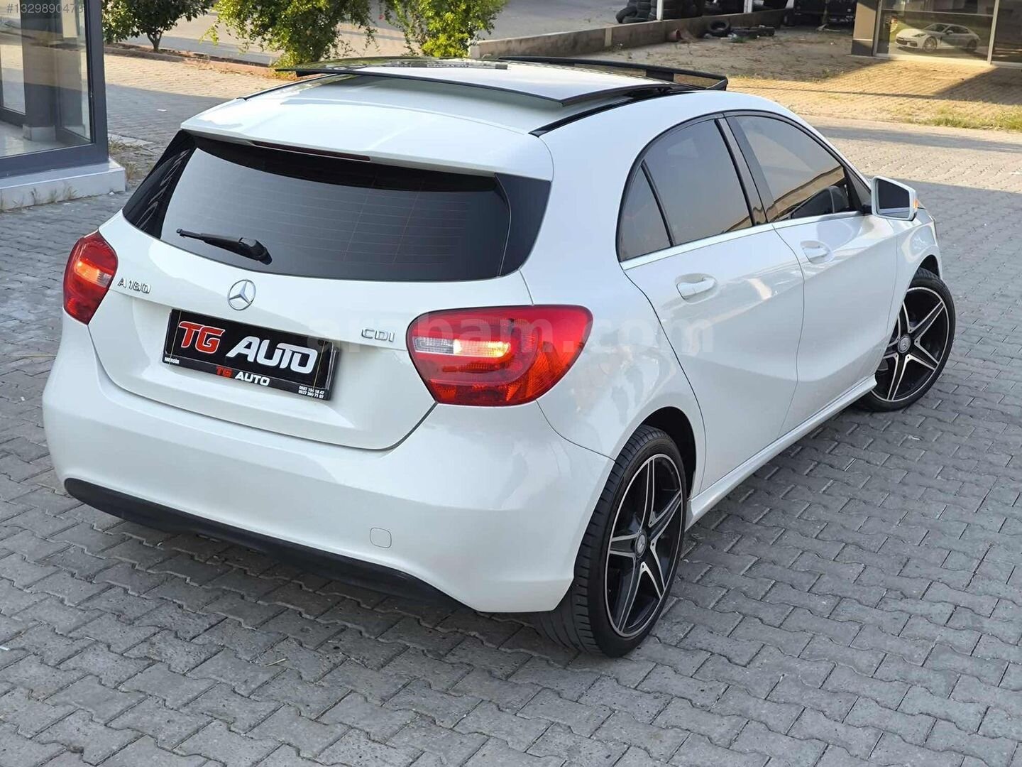 Galeriden Mercedes - Benz A 180 CDI BlueEfficiency Urban 2015 Model Mersin 182.500 km Beyaz 4