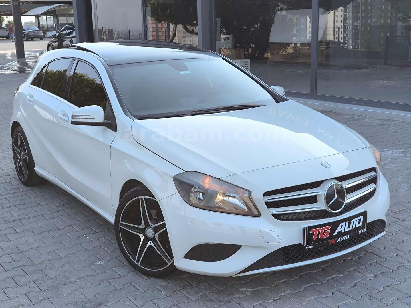 Galeriden Mercedes - Benz A 180 CDI BlueEfficiency Urban 2015 Model Mersin 182.500 km Beyaz 1