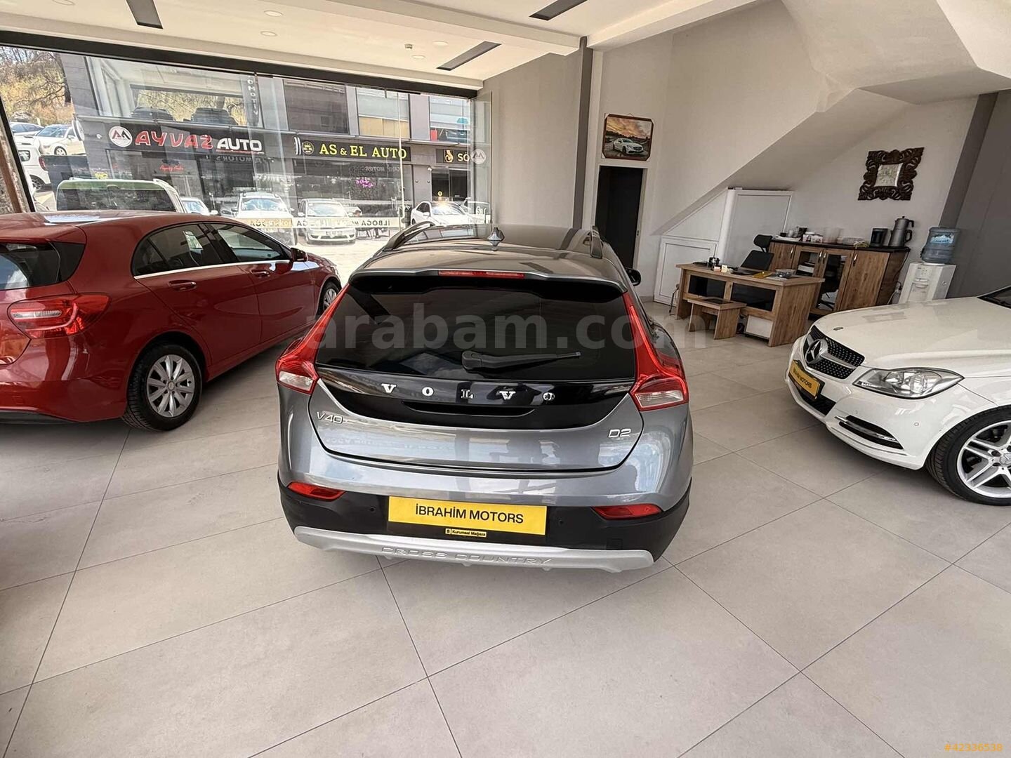 Galeriden Volvo V40 Cross Country 1.6 D Premium 2015 Model İzmir 200.000 km Füme 7