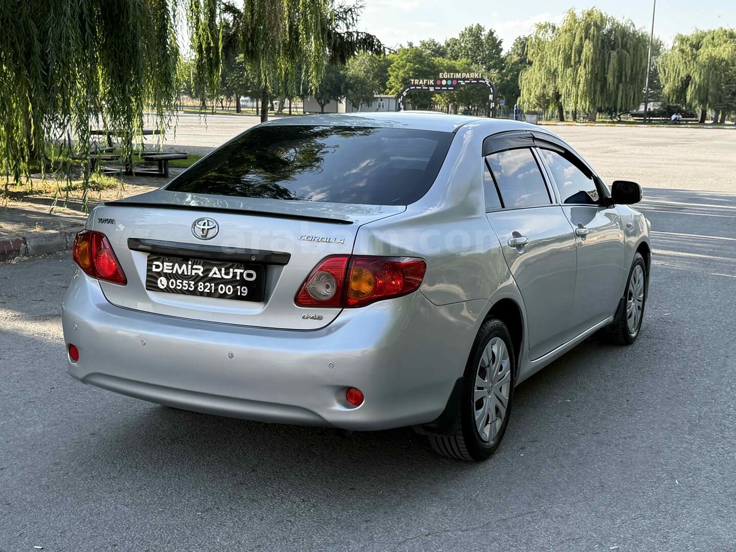 Galeriden Toyota Corolla 1.4 D-4D Class 2007 Model Afyonkarahisar 260.000 km Gri (Gümüş) 5