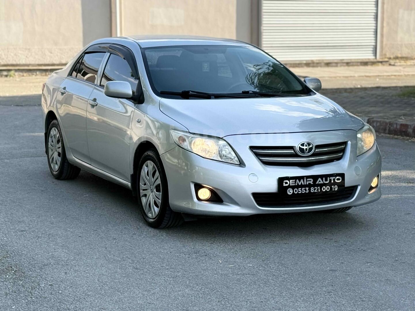 Galeriden Toyota Corolla 1.4 D-4D Class 2007 Model Afyonkarahisar 260.000 km Gri (Gümüş) 2