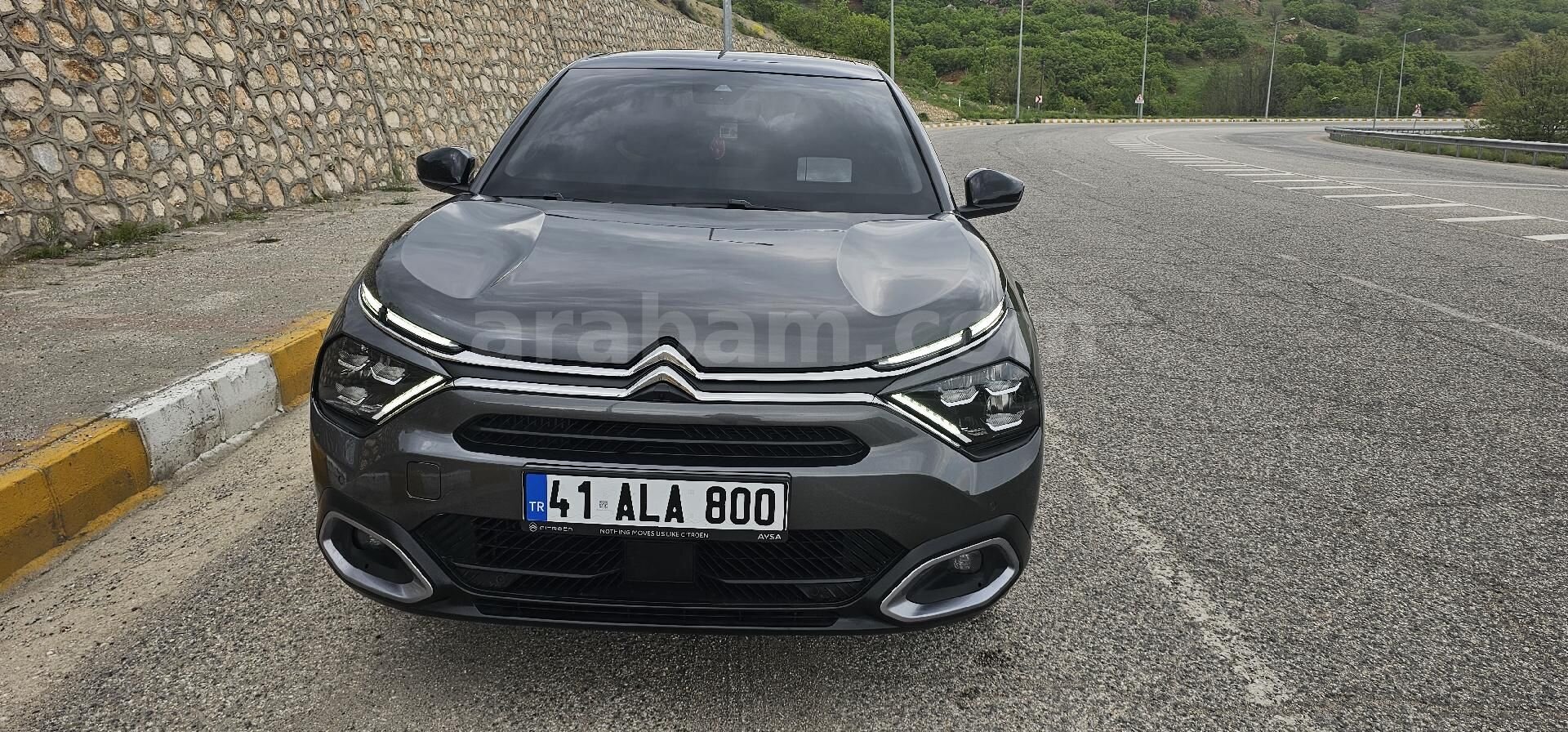 Sahibinden Citroen C4 X 1.2 PureTech Shine Bold 2024 Model Malatya 32.000 km Gri (metalik) 4