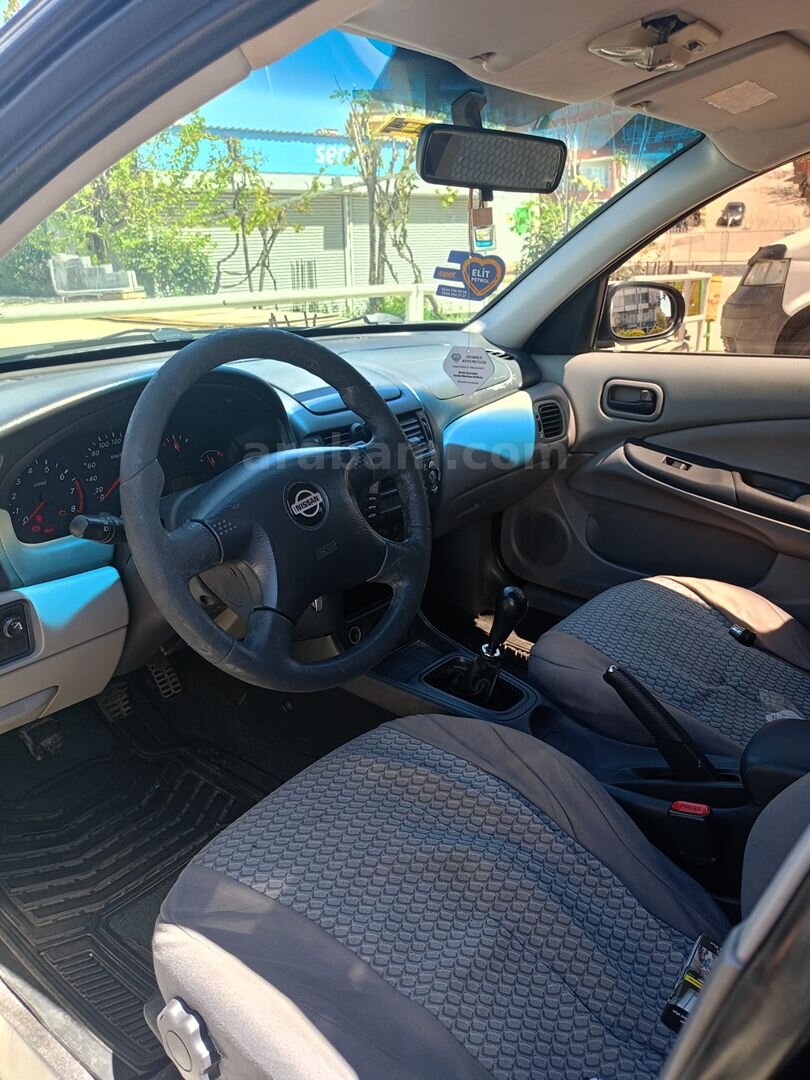 Sahibinden Nissan Almera 1.5 Comfort 2001 Model Antalya 219.200 km Siyah 5