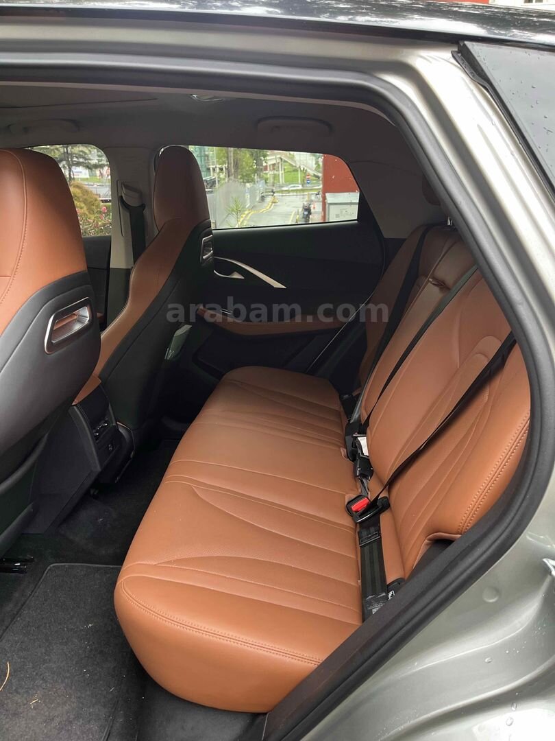 Sahibinden Chery Omoda 5 1.6 T-GDI Luxury 2023 Model İstanbul 72.300 km Gri (Gümüş) 7