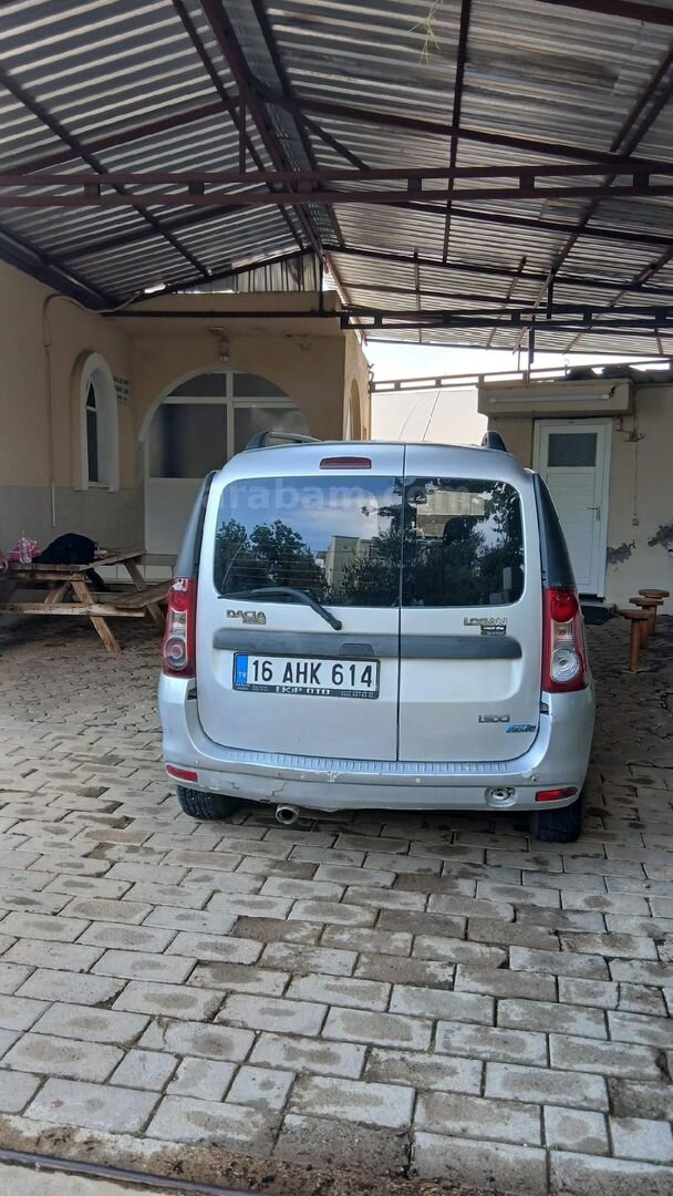 Sahibinden Dacia Logan 1.5 dCi MCV Black Line 2011 Model Antalya 382.000 km Gri (Gümüş) 4