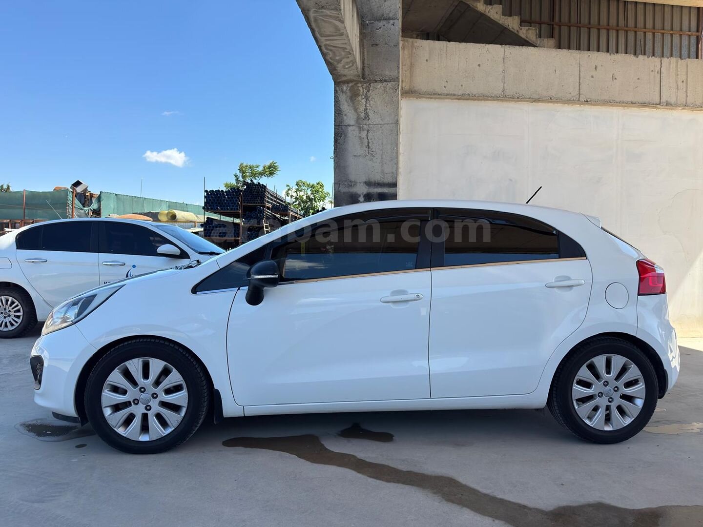 Sahibinden Kia Rio 1.4 CRDi Fancy 2014 Model İstanbul 157.800 km Beyaz 2