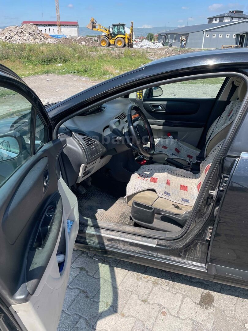 Sahibinden Citroen C4 1.4 SX 2008 Model Ardahan 287.000 km Siyah 5