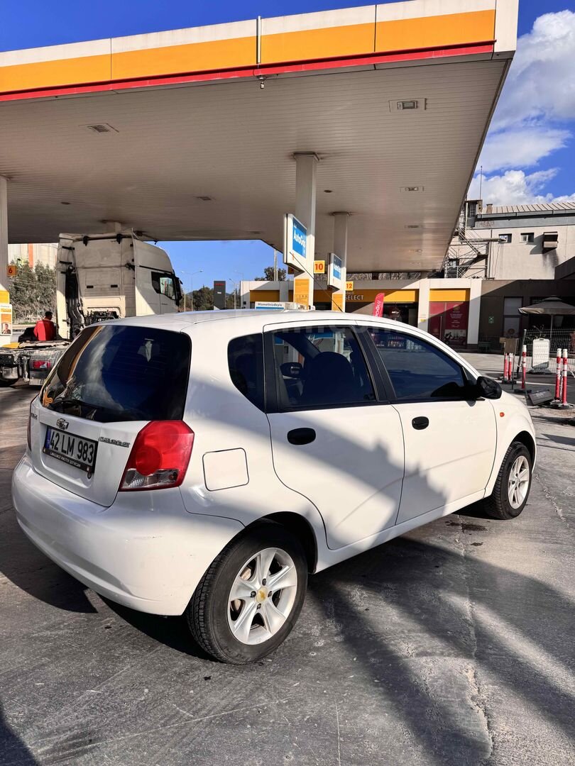Sahibinden Chevrolet Kalos 1.2 SE 2005 Model İzmir 225.500 km Beyaz 2