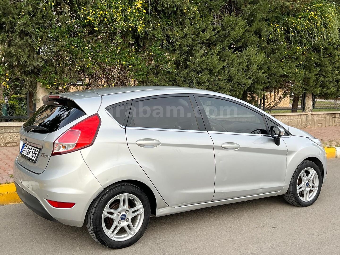 Sahibinden Ford Fiesta 1.5 TDCi Titanium X 2013 Model Antalya 190.000 km Gri 4