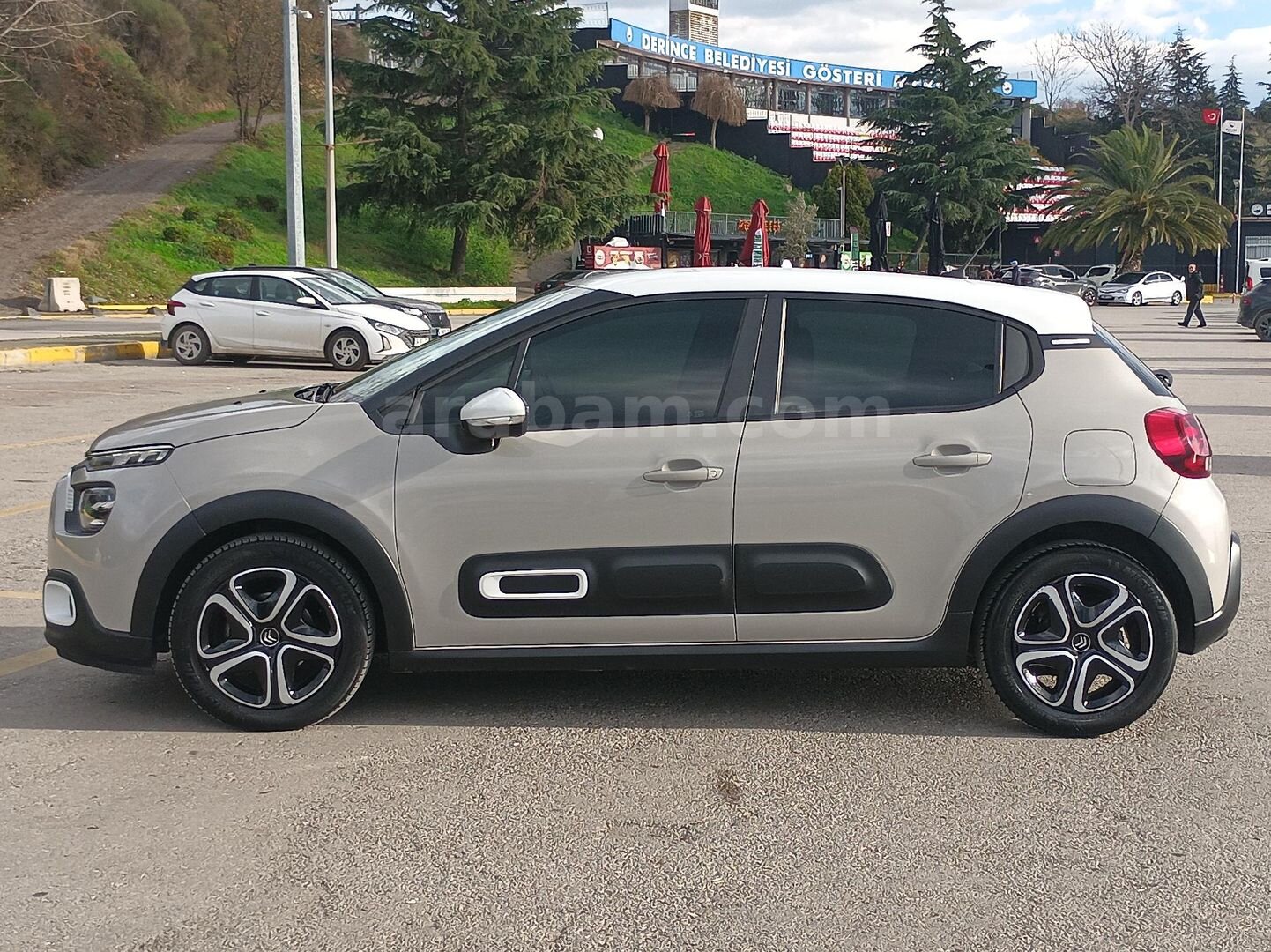 Sahibinden Citroen C3 1.2 PureTech Feel Bold 2020 Model Kocaeli 41.400 km Bej 4