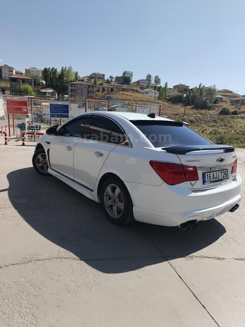 Sahibinden Chevrolet Cruze 1.6 LS 2011 Model Van 295.000 km Beyaz 6