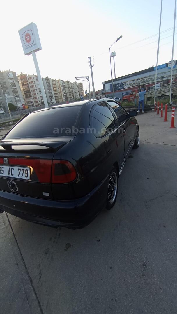 Sahibinden Seat Cordoba 1.6 SX 1998 Model İzmir 273.333 km Siyah 4