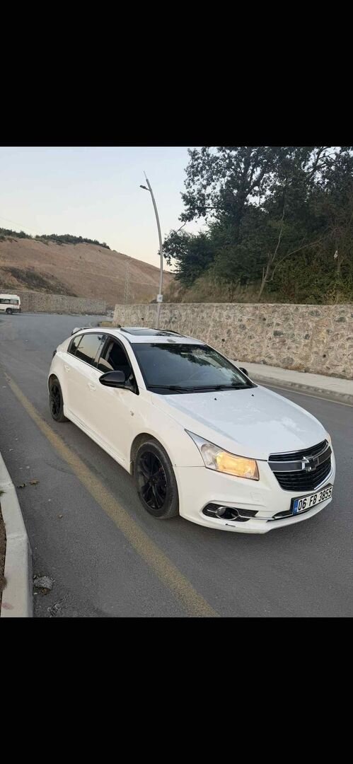 Sahibinden Chevrolet Cruze 1.4 T Sport 2013 Model İstanbul 225.000 km Beyaz 2