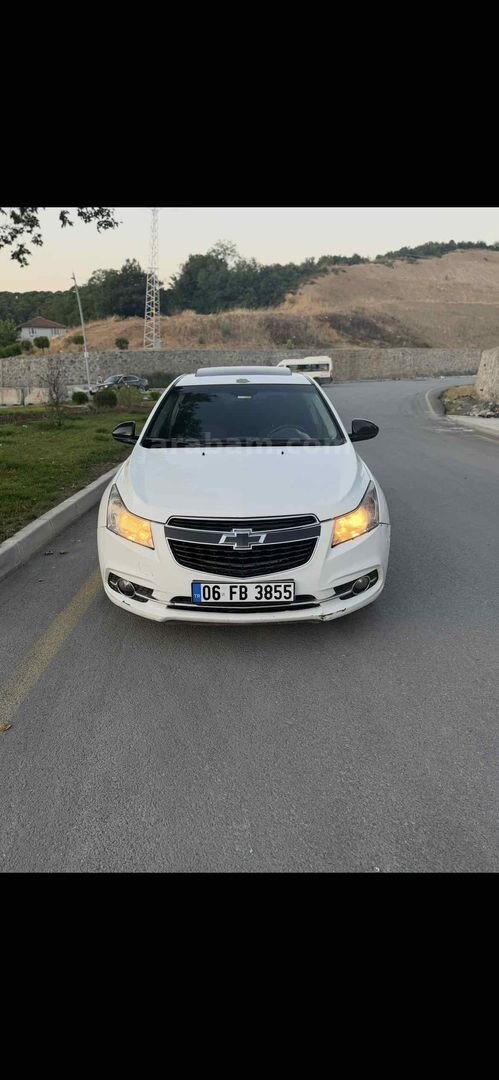 Sahibinden Chevrolet Cruze 1.4 T Sport 2013 Model İstanbul 225.000 km Beyaz 4