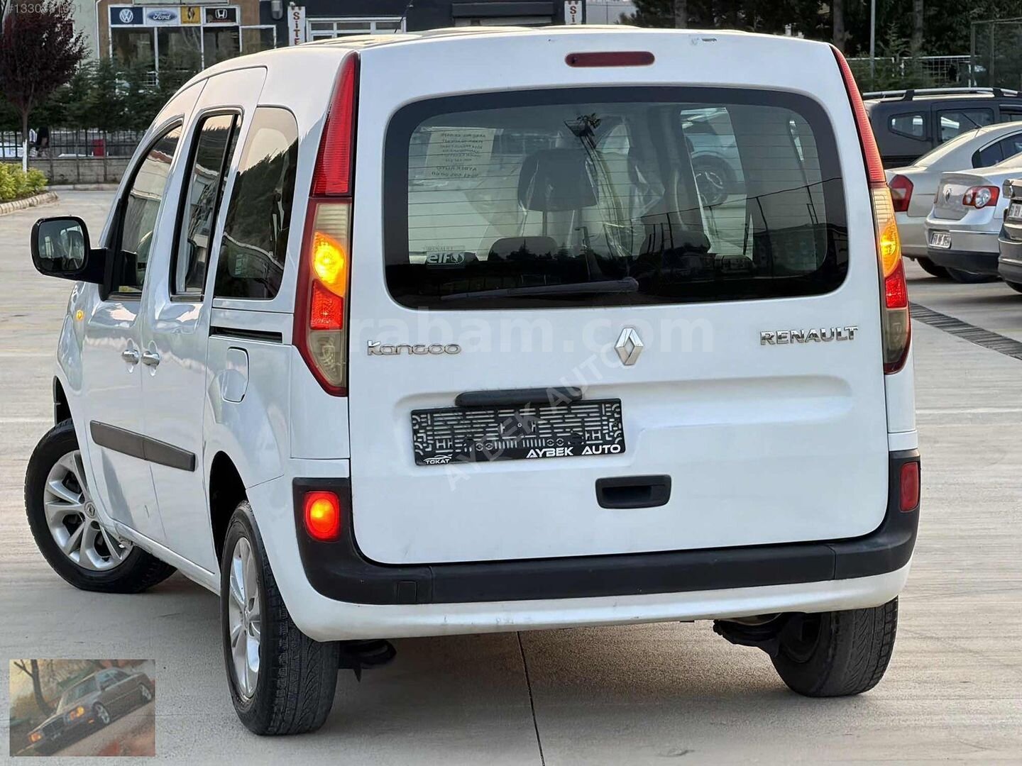 Galeriden Renault Kangoo 1.5 dCi Touch 2018 Model Tokat 435.000 km Beyaz 3