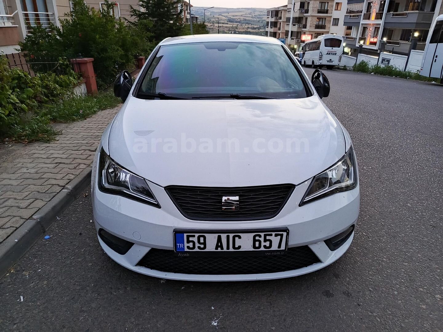 Sahibinden Seat Ibiza 1.2 TSI Style 2017 Model Tekirdağ 90.000 km Beyaz 1