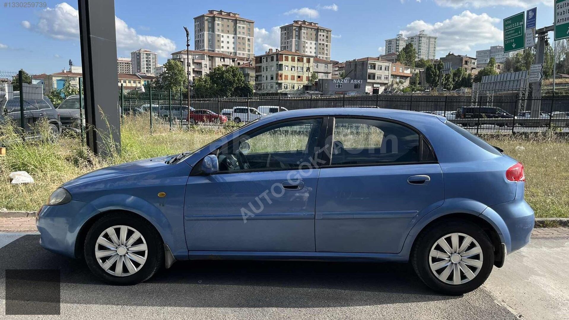 Galeriden Chevrolet Lacetti 1.6 SX 2004 Model İstanbul 238.000 km Mavi 7