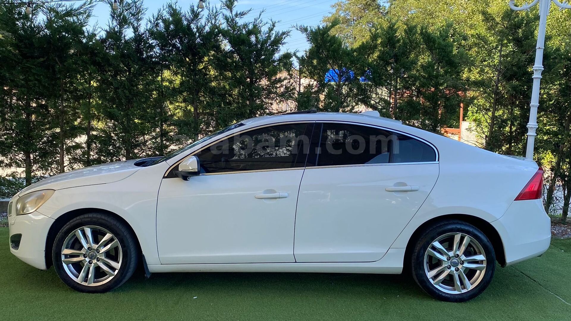Sahibinden Volvo S60 2.0 D Advance 2012 Model Samsun 301.000 km Beyaz 7