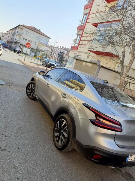 Sahibinden Citroen C4 X 1.2 PureTech Shine 2024 Model İzmir 13.000 km Gri (metalik)