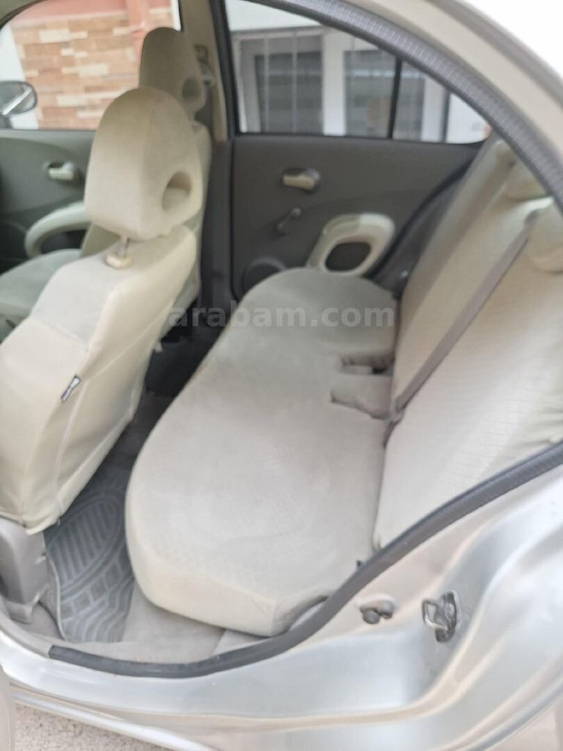Sahibinden Nissan Micra 1.2 Tekna 2004 Model İzmir 171.000 km Gri 4