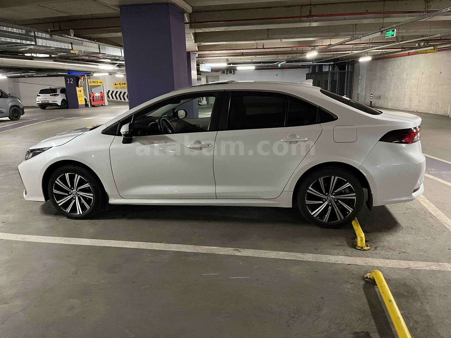 Sahibinden Toyota Corolla 1.8 Hybrid Flame X-Pack 2022 Model İstanbul 45.000 km Şampanya 6