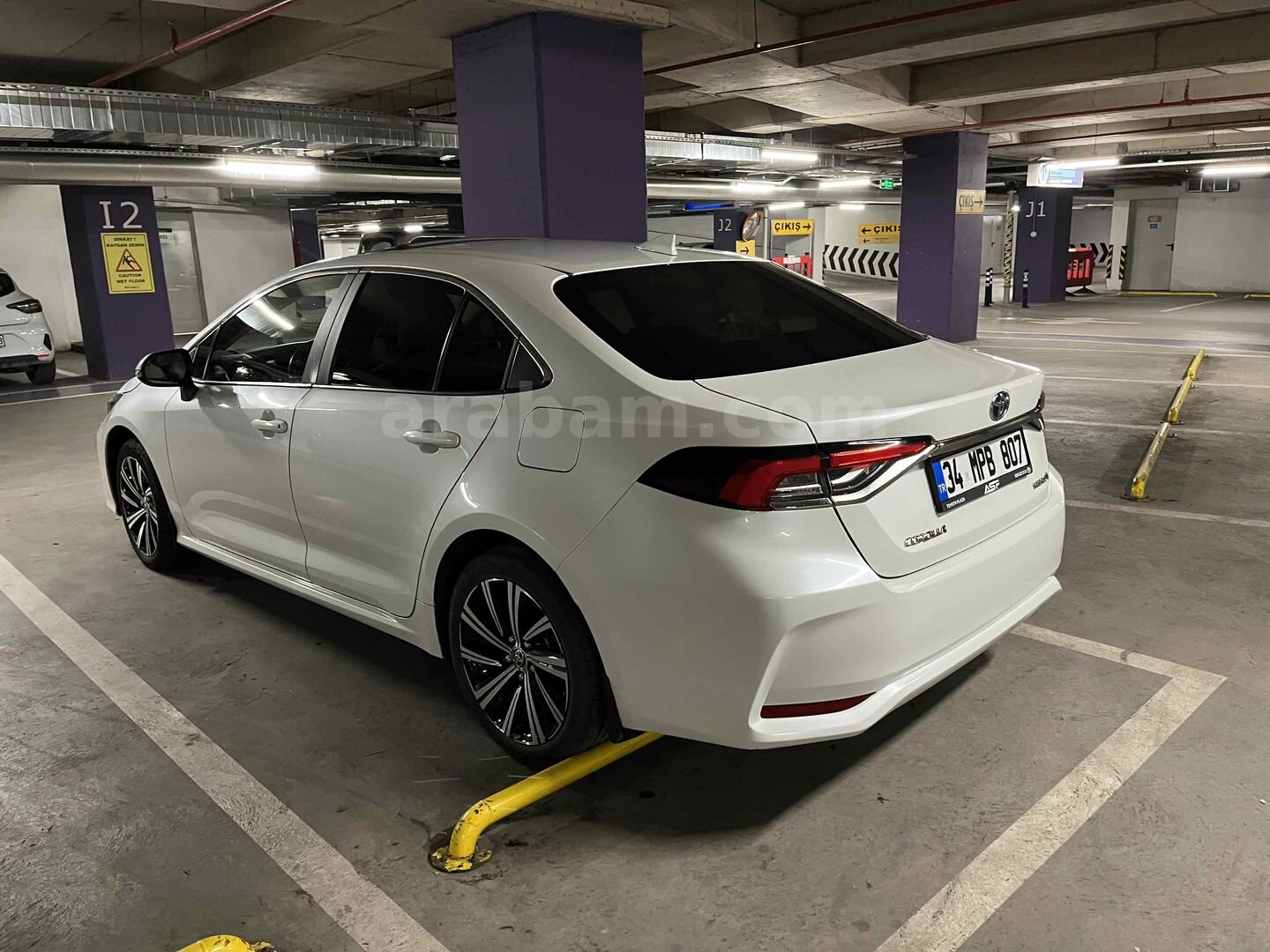 Sahibinden Toyota Corolla 1.8 Hybrid Flame X-Pack 2022 Model İstanbul 45.000 km Şampanya 7