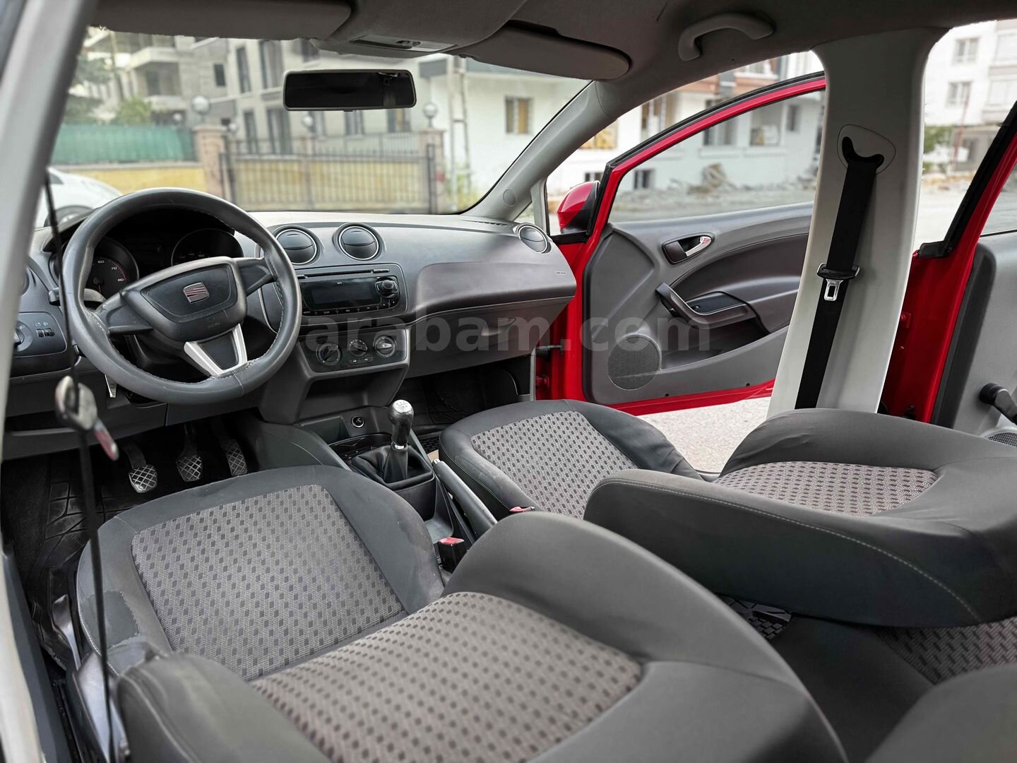Sahibinden Seat Ibiza 1.4 Reference 2009 Model Ankara 197.000 km Kırmızı 6