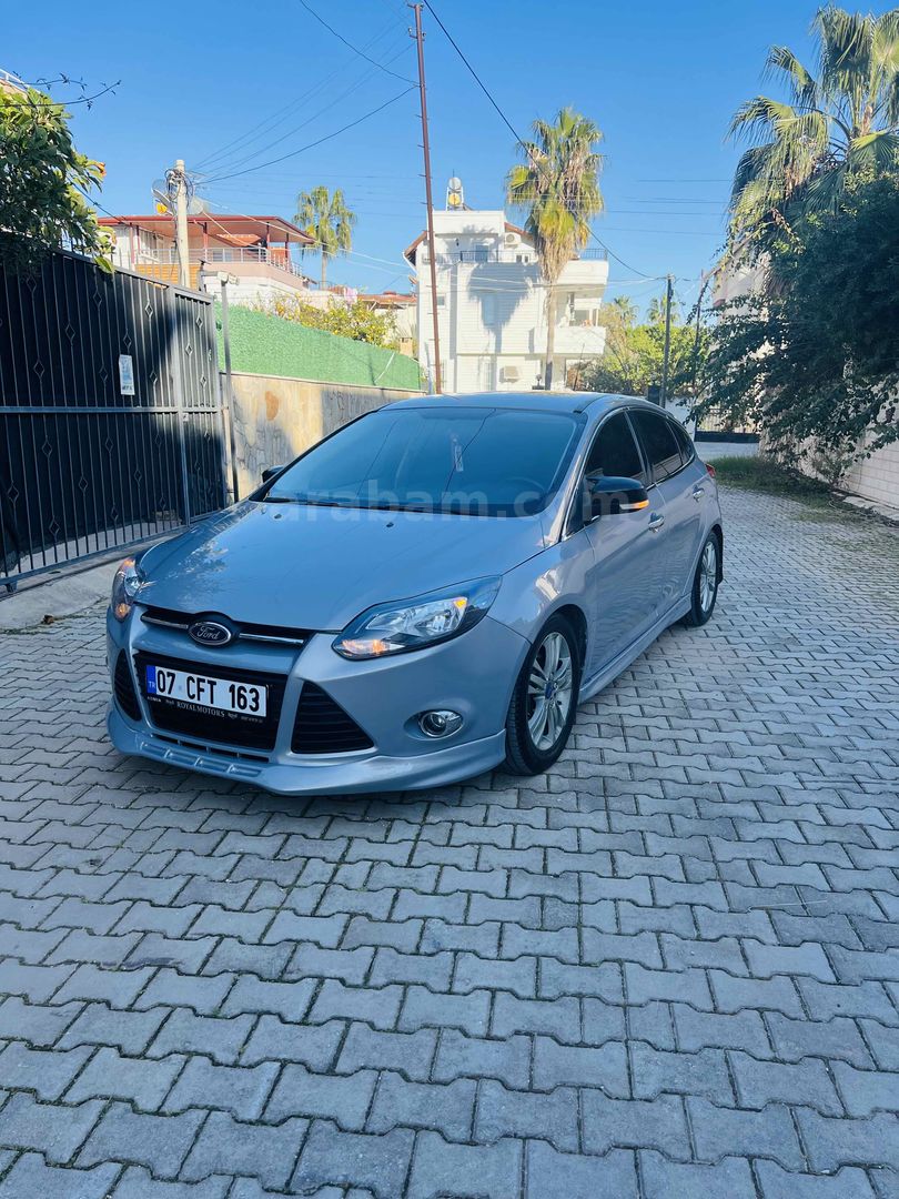 Sahibinden Ford Focus 1.6 Trend X 2013 Model Antalya 327.000 km