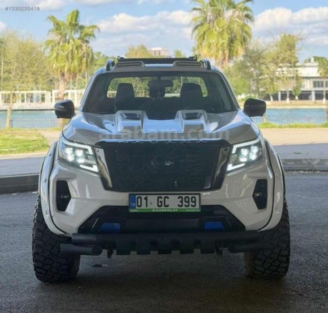 SEZGİN OTOMOTİVDEN TERTEMİZ NİSSAN NAVARA 2.3 2