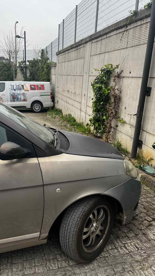 Sahibinden Lancia Ypsilon 1.4 2009 Model İstanbul 168.500 km Gri 6